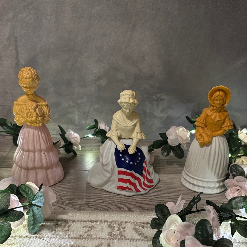 Avon Vintage 1971, 1975, & 1976 Fashion and Garden Figurine (Set of 3)